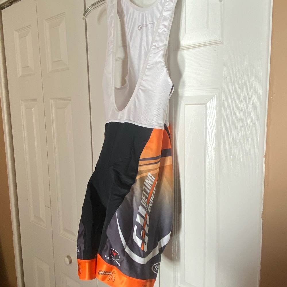 Cycling Kit - image 5